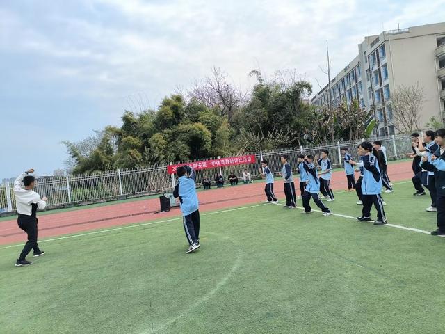 体育风采扬研思出真知——遂宁市安居第一中学体育组开展教研活动(图3)