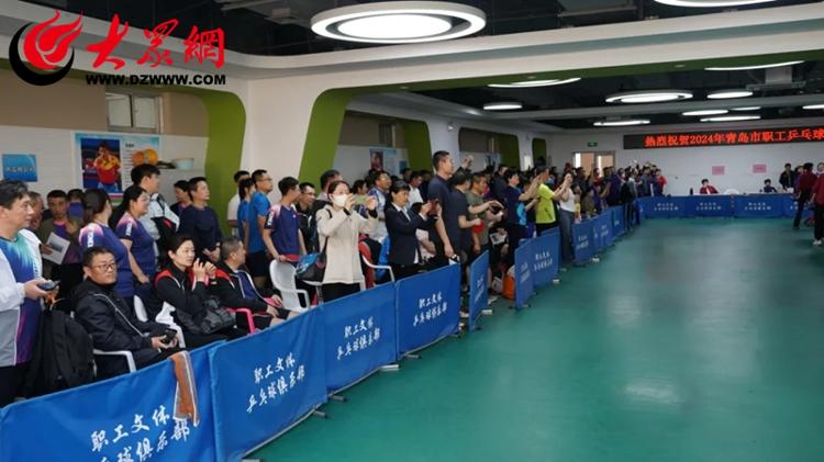 2024年青岛市职工乒乓球比赛开赛燃情对决正在上演！(图3)