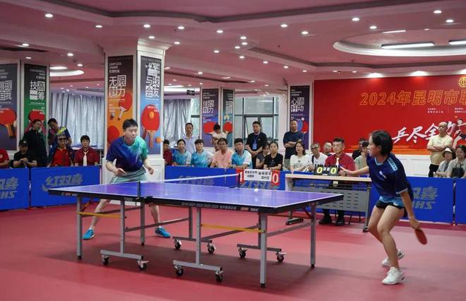 爱“乒”才会赢！2024年昆明市职工乒乓球比赛圆满落幕(图4)