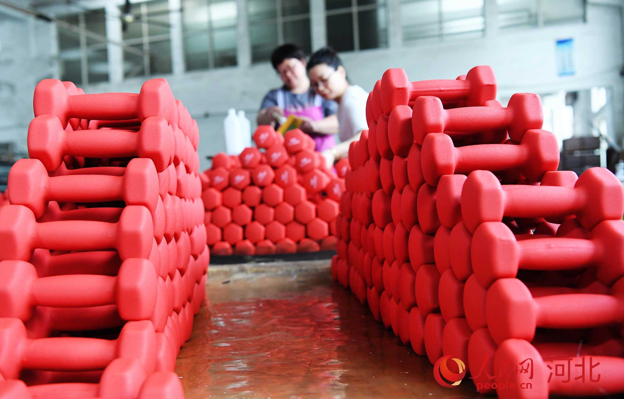 哑铃力量训练减肥计划书(图1)