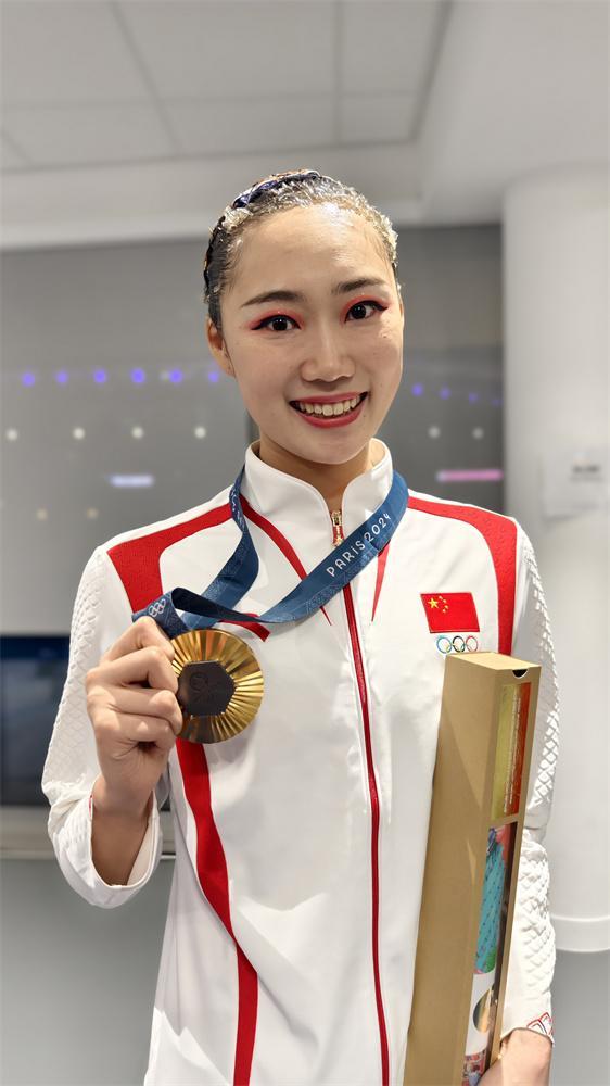 奥运快写人物WilliamHill｜王赐月：花游女神(图2)