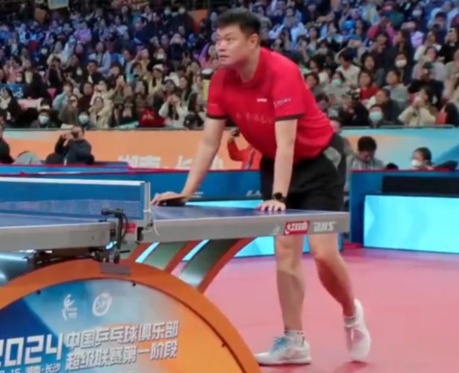 乒超联赛：樊振东首战告捷！3-0横扫全国冠军大获全胜拿分(图2)
