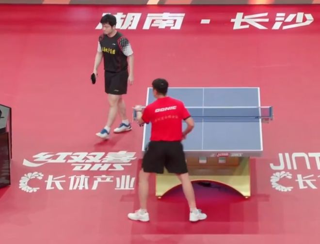 乒超联赛：樊振东首战告捷！3-0横扫全国冠军大获全胜拿分(图3)