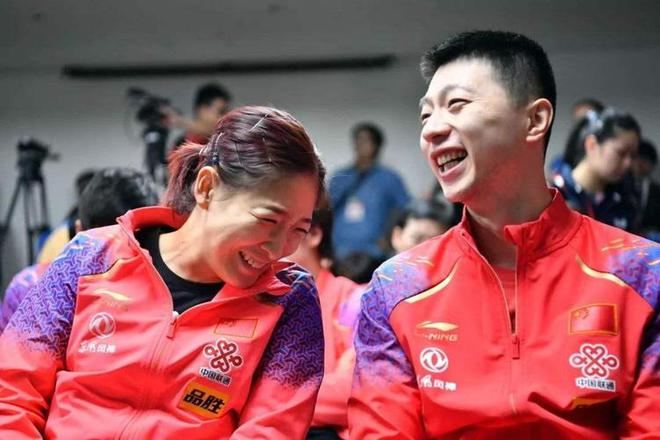 久违了！马龙、刘诗雯再度合体秀球技网友：青春一下就回来了！(图6)