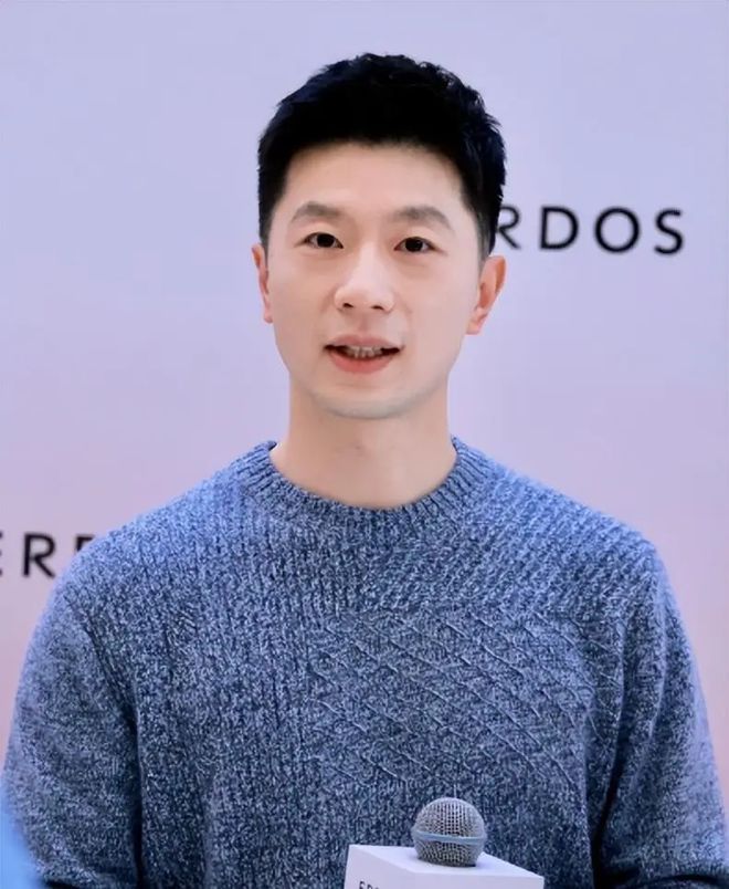 恭喜！马龙正式上任现身北京新岗位去向曝光刘国梁期待(图1)