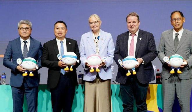 国际乒联公布2025年多哈世锦赛与罗马尼亚世青赛时间(图1)
