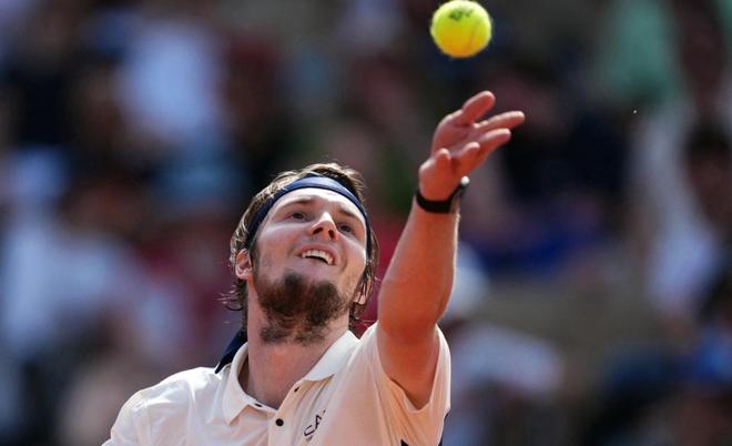 德约离法网百胜差1场！男单前八种子2人失守13位种子闯入16强(图5)