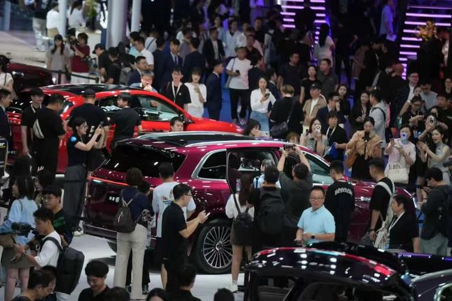 又一个跨界造车者！追觅官宣入局首款车对标布加迪？(图7)