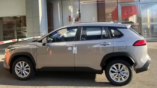 泰国再爆“华人”命案女性尸体被装箱沉湖30斤哑铃成破案关键(图6)