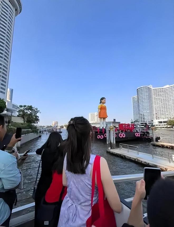 泰国再爆“华人”命案女性尸体被装箱沉湖30斤哑铃成破案关键(图14)