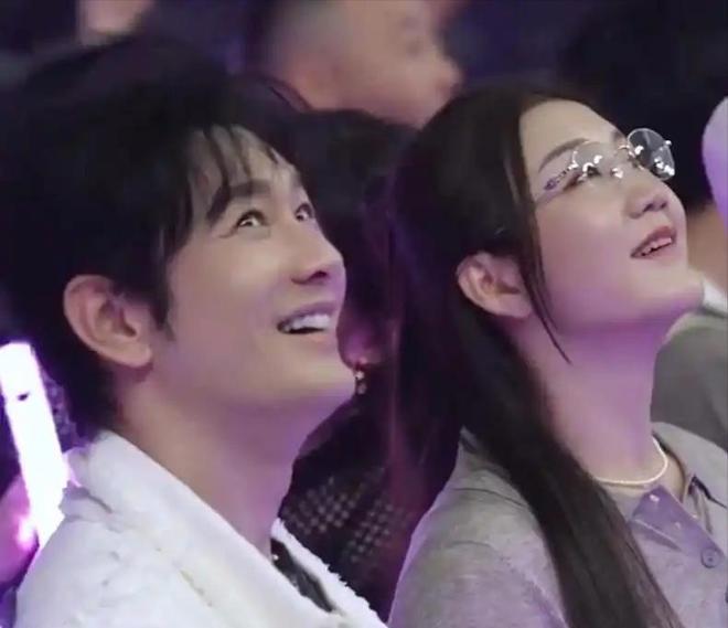 海报公布！陈梦已签约黄晓明公司正式踏上演艺道路(图5)