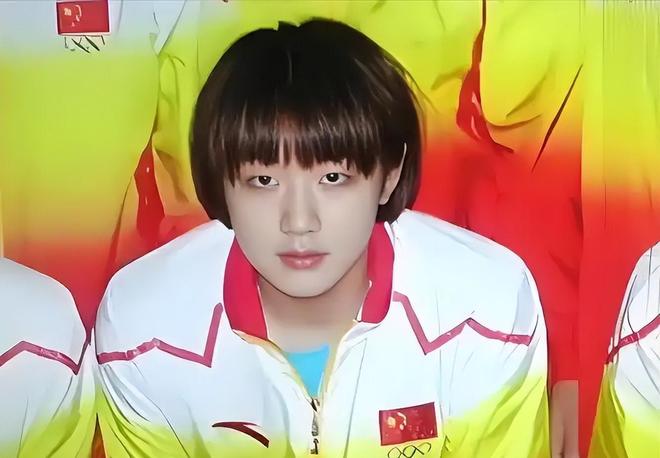 海报公布！陈梦已签约黄晓明公司正式踏上演艺道路(图7)