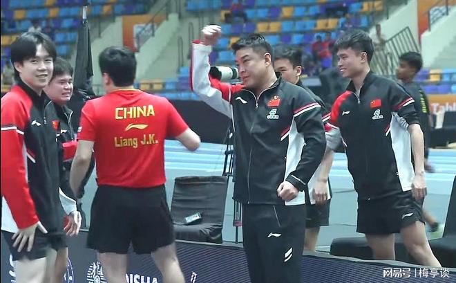 15日乒乓球亚锦赛：男团与中国香港争冠女团孙颖莎王曼昱战日本(图3)