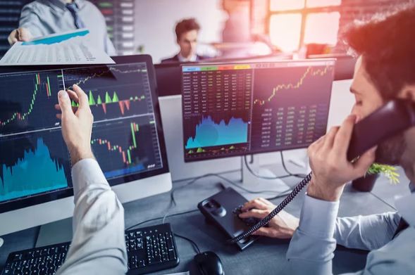 威廉希尔WilliamHill盘点经典投资法究竟如何投资才能穿越牛熊迷局？(图1)