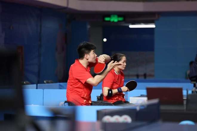 威廉希尔乒乓球残奥冠军也是摄影玩家(图2)