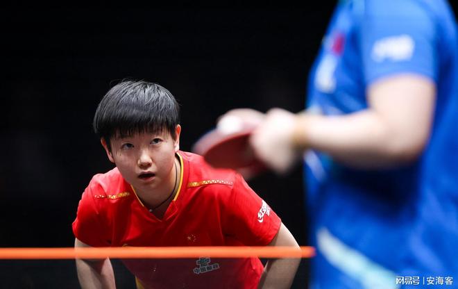 孙颖莎伤退前早有征兆！三天威廉希尔前回应WTT密集赛事王楚钦也发声了(图2)
