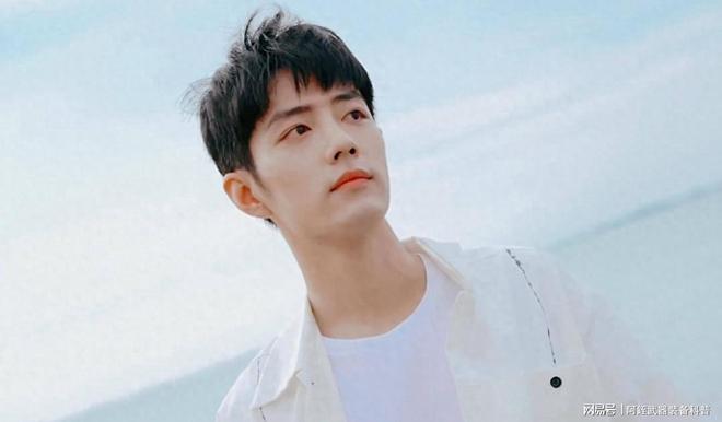 虎父无犬子：肖战23岁儿子为全家争光添彩(图1)