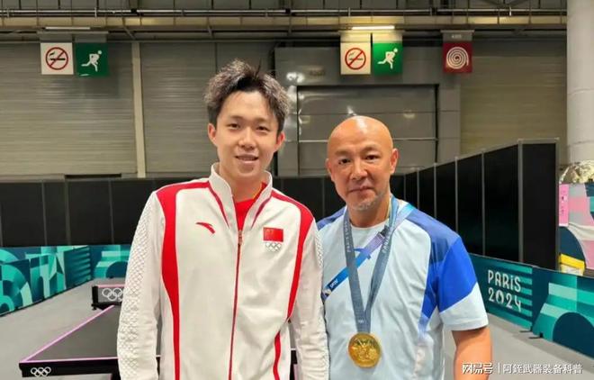 虎父无犬子：肖战23岁儿子为全家争光添彩(图10)