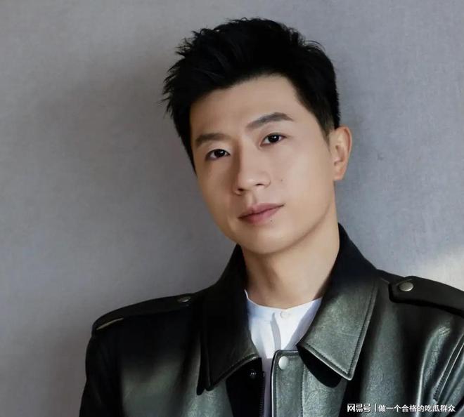 夏露也没想到尚未官宣退役的马龙早已走上了另一条“上坡路”(图16)