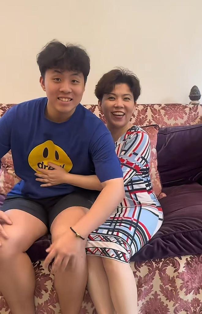 邓亚萍没想到除了身高哪哪都像自己的19岁儿子已经开始争光了(图3)