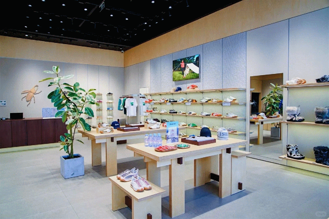 一大批运动品牌奥莱首店小众又高级！威廉希尔WilliamHill(图14)