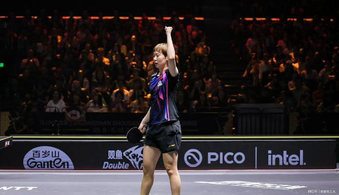 王曼昱4-2轻取张本美和11连胜晋级女单四强(图1)